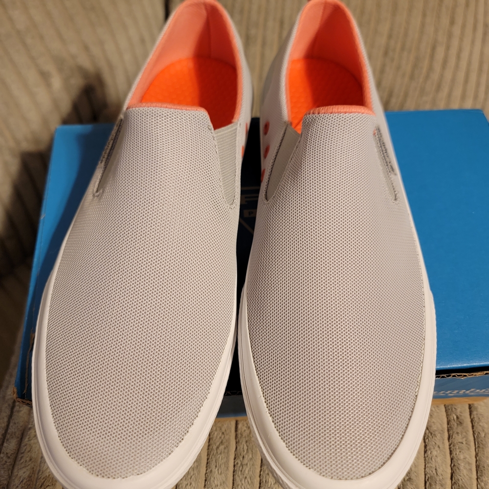Columbia Distant Waters PFG Slip-On Sneakers in Light Gray with Coral Accents - Picture 3 of 7